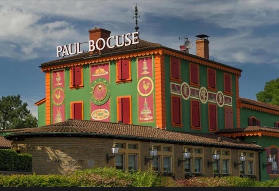Chambre D'Hotes Du Vieux Collonges Εξωτερικό φωτογραφία